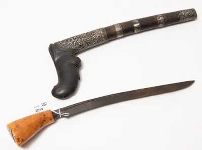 Schuler Auktionen AG - Dolchmesser, Sewar