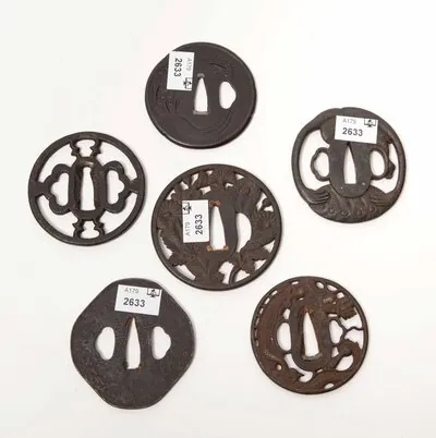 Schuler Auktionen AG - Lot: 6 Wakizashi-Tsuba