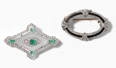 Schuler Auktionen AG - Lot: Zwei Art Déco Broschen