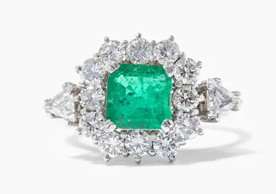Schuler Auktionen AG - Smaragd-Diamant-Ring