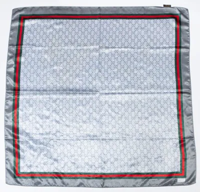 Schuler Auktionen AG - Gucci, Foulard