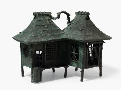 Schuler Auktionen AG - Kleiner Schrein