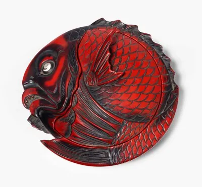 Schuler Auktionen AG - Deckeldose in Fischform