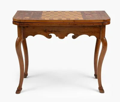 Schuler Auktionen AG - Spieltisch