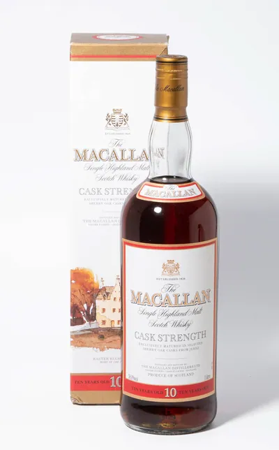 Schuler Auktionen AG - The Macallan Cask Strength 10 Year Old.