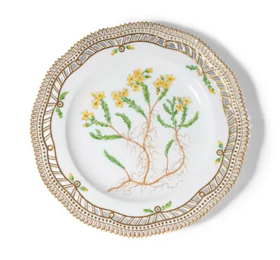 Schuler Auktionen AG - Royal Copenhagen, "Flora Danica", Zierteller