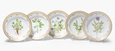 Schuler Auktionen AG - Royal Copenhagen, "Flora Danica", 11 Suppenteller