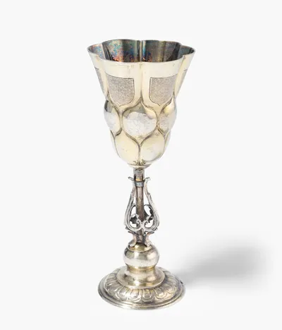 Schuler Auktionen AG - Kleiner Akelei-Pokal, Augsburg 1653–1655