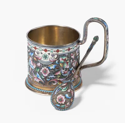 Schuler Auktionen AG - Lot: Teeglashalter & Zierlöffel, Moskau 1908–1917