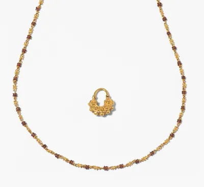 Schuler Auktionen AG - Lot: Kette und Anhänger