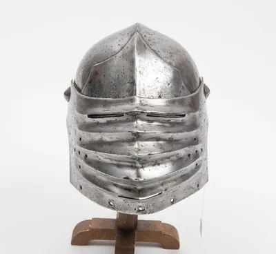 Schuler Auktionen AG - Helm, Armet/Celata