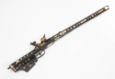 Schuler Auktionen AG - Steinschloss-Jagdbüchse