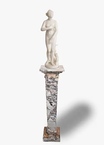 Schuler Auktionen AG - Zierfigur "Venus" auf Säule