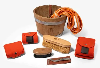 Schuler Auktionen AG - Hermès, Pferdezubehör 