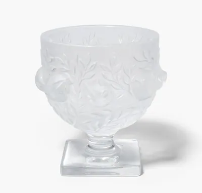 Schuler Auktionen AG - Lalique, France, Fussvase "Elisabeth"