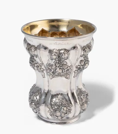 Schuler Auktionen AG - Fussbecher, Wien 1840–49