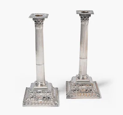 Schuler Auktionen AG - 1 Paar Kerzenstöcke, Sheffield 18./19.Jh. 