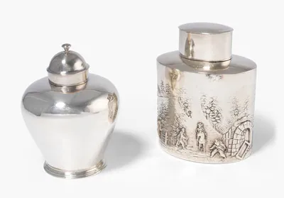 Schuler Auktionen AG - Lot: 2 Teedosen, England 19./20.Jh.