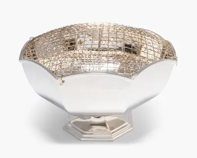 Schuler Auktionen AG - Blumenschale, England 20.Jh. 