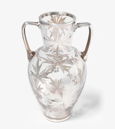 Schuler Auktionen AG - Henkelvase, 20.Jh. 