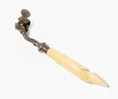 Schuler Auktionen AG - Rehkeulenhalter, um 1900