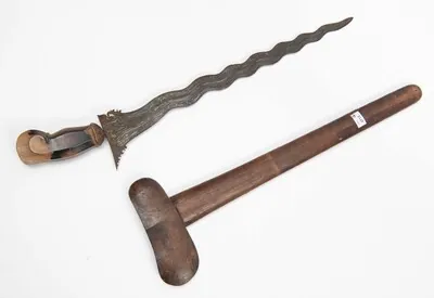 Schuler Auktionen AG - Dolch, Kris