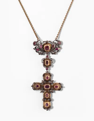 Schuler Auktionen AG - Antiker Rubin-Kreuz-Anhänger