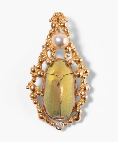 Schuler Auktionen AG - Gilbert Albert Skarabäus-Perlen-Brillant-Anhänger