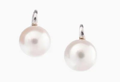 Schuler Auktionen AG - Kulturperlen-Ohrstecker.