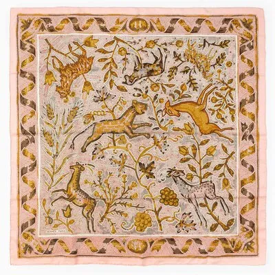 Schuler Auktionen AG - Hermès, 2 Foulards "Pavement" und "La Promenade de Longchamps"