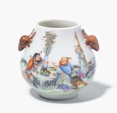 Schuler Auktionen AG - Kleine Vase