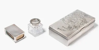 Schuler Auktionen AG - Lot: Zigarettendose, Streichholzhalter & Tintenfässchen