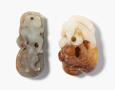 Schuler Auktionen AG - Lot: 2 Jade-Amulette