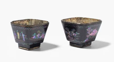 Schuler Auktionen AG - 1 Paar Lac Burgauté-Koppchen