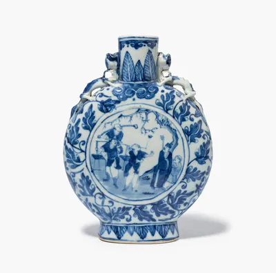 Schuler Auktionen AG - Mondflasche