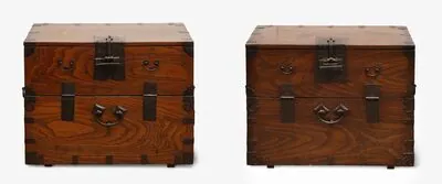 Schuler Auktionen AG - 1 Paar Bandaji-Truhen