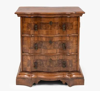 Schuler Auktionen AG - Kleine Scheinkommode