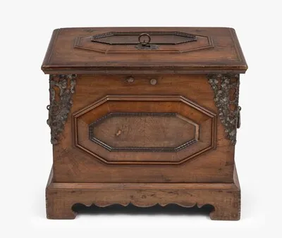 Schuler Auktionen AG - Kleine Truhe