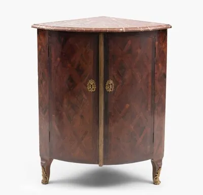 Schuler Auktionen AG - Eckschrank