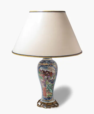 Schuler Auktionen AG - Tischlampe