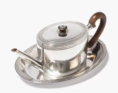 Schuler Auktionen AG - Teekanne auf Présentoir, Lausanne um 1790