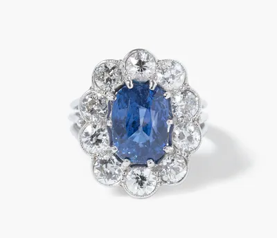 Schuler Auktionen AG - Eleganter Saphir-Diamant-Ring