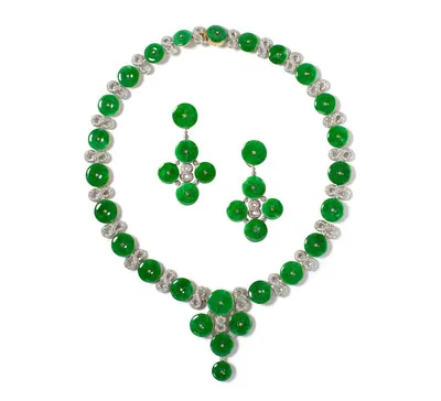 Schuler Auktionen AG - Besondere Jadeit-Brillant-Demi-Parure