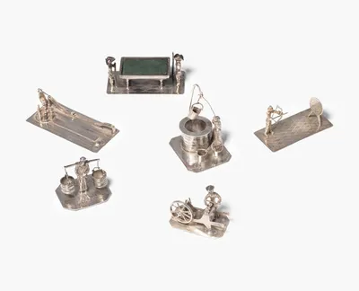 Schuler Auktionen AG - Lot: 6 Miniatur-Objekte, Holland 19.Jh. 
