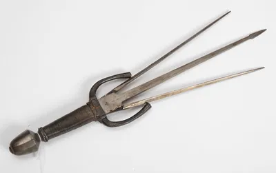 Schuler Auktionen AG - Linkhanddolch, Klingenbrecher