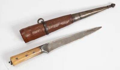 Schuler Auktionen AG - Dolchmesser, Kard