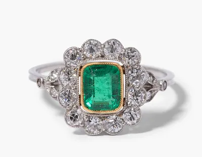 Schuler Auktionen AG - Smaragd-Diamant-Ring