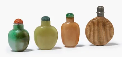 Schuler Auktionen AG - Lot: 4 Snuff Bottles