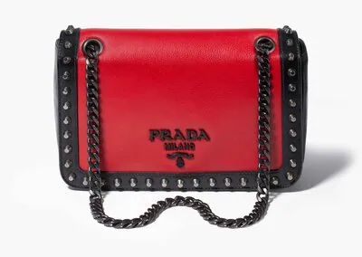 Schuler Auktionen AG - Prada, Umhängetasche "Pattina Glace Studded"