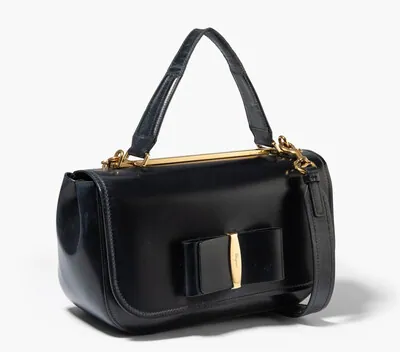 Schuler Auktionen AG - Ferragamo, Handtasche "Vara Bow"